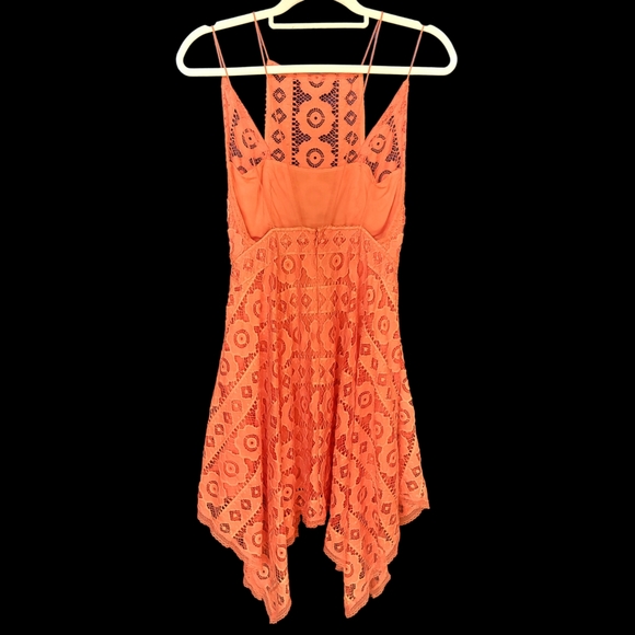 Free People Just Like Honey Coral Handkerchief Lace Overlay Midi Dress size 0 - Picture 7 of 16